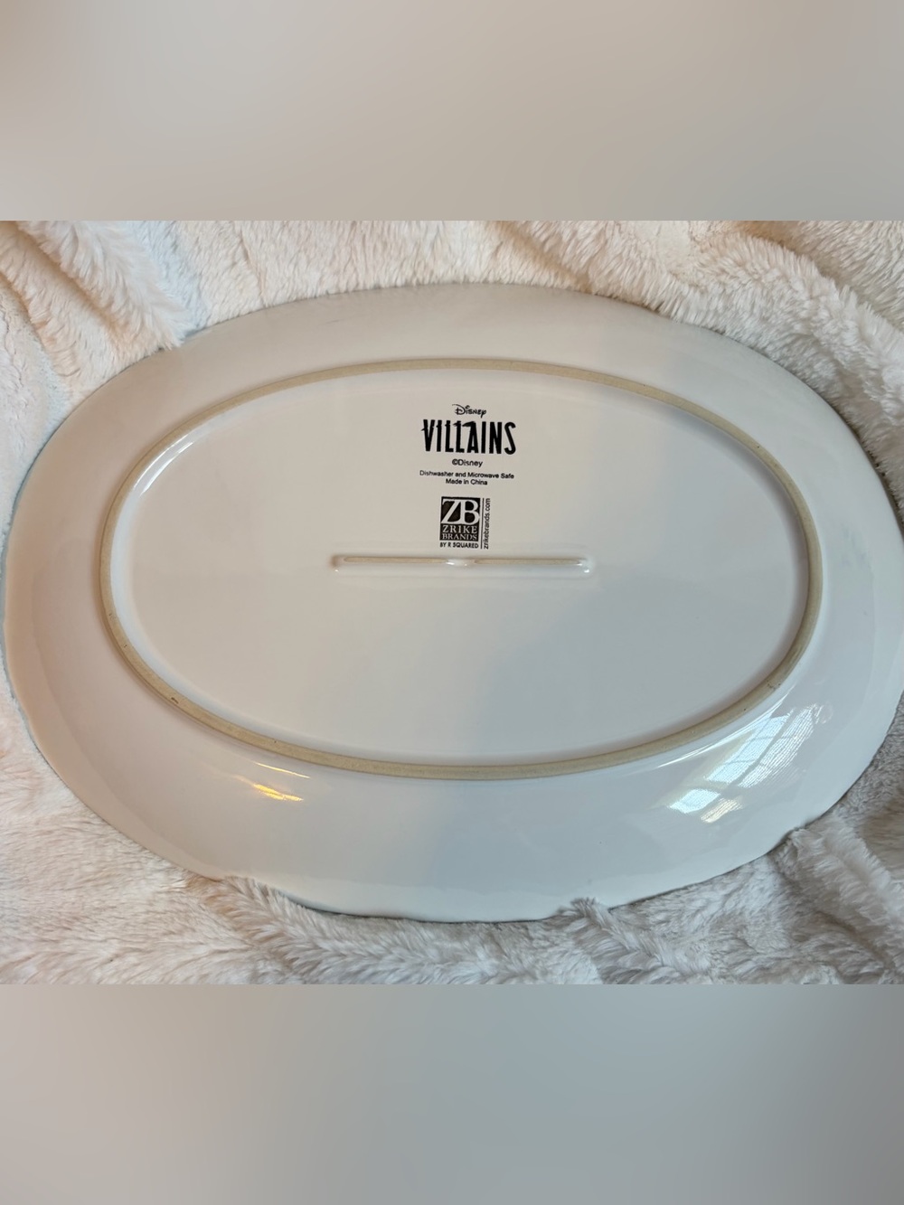 Disney Villains Serving Platter Hand Painted New - Picture 5 of 6